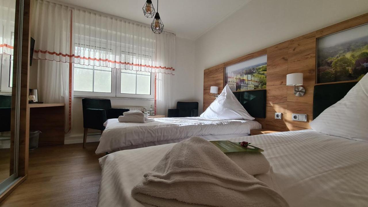 מיכנדורף Hotel Am Wald B&B מראה חיצוני תמונה